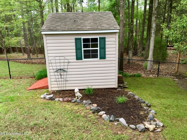 7684 N Rigmoore Point, Olive Branch, MS 38654