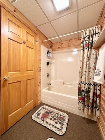 N11914 ORIOLE LANE, Elcho, WI 54428