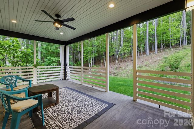 100 White Fawn Circle, Granite Falls, NC 28630