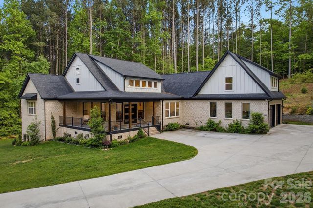 100 White Fawn Circle, Granite Falls, NC 28630