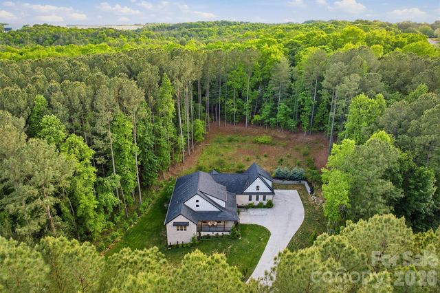 100 White Fawn Circle, Granite Falls, NC 28630