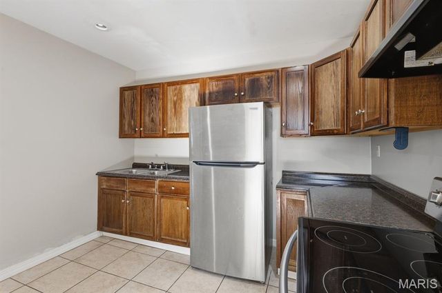 4707 Ray Avenue, St Louis, MO 63116