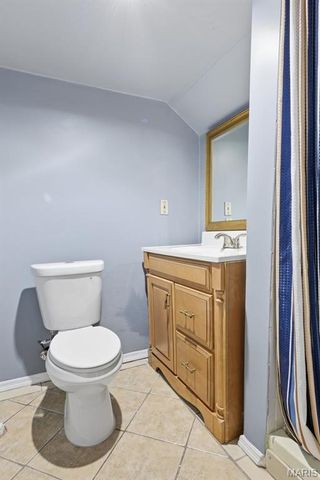 4707 Ray Avenue, St Louis, MO 63116