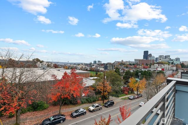 1422 E Cherry St, Seattle, WA 98122