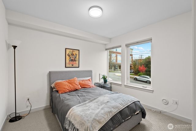 1422 E Cherry St, Seattle, WA 98122