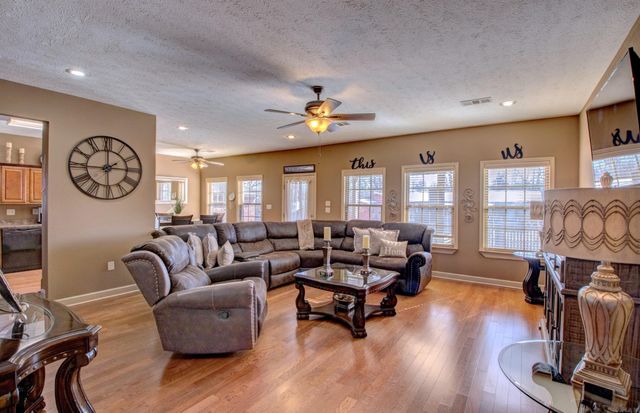 5709 Flight Court, Jacksonville, AR 72076