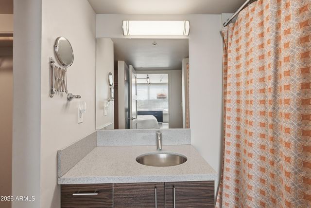 535 W THOMAS Road 210, Phoenix, AZ 85013