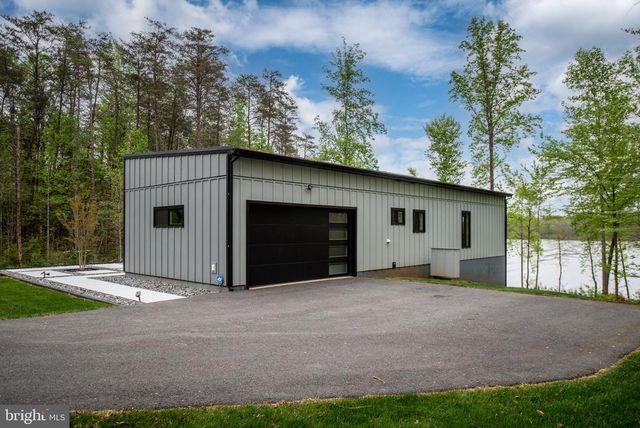 9813 CHESSMANS CT, Fredericksburg, VA 22407