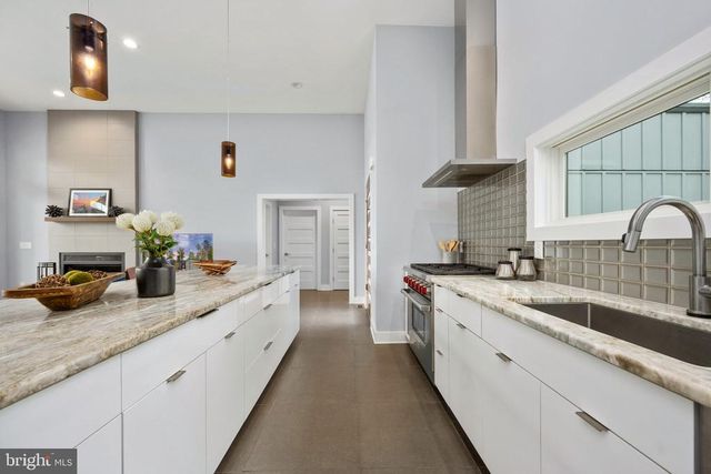 9813 CHESSMANS CT, Fredericksburg, VA 22407