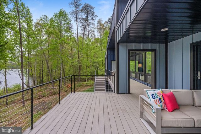 9813 CHESSMANS CT, Fredericksburg, VA 22407