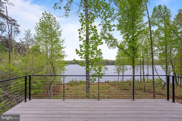 9813 CHESSMANS CT, Fredericksburg, VA 22407