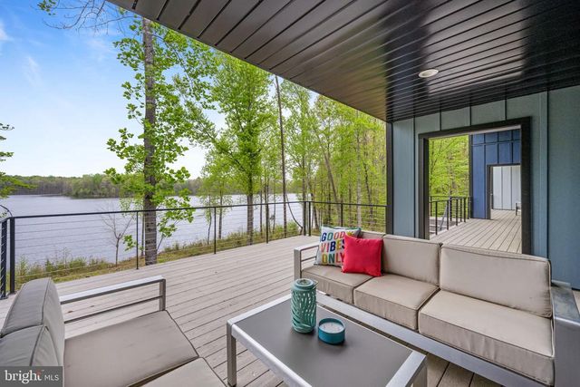 9813 CHESSMANS CT, Fredericksburg, VA 22407