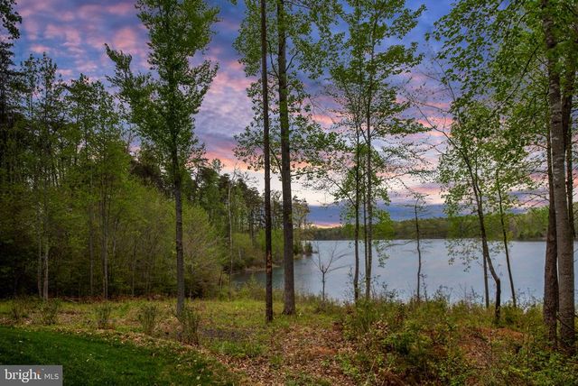 9813 CHESSMANS CT, Fredericksburg, VA 22407