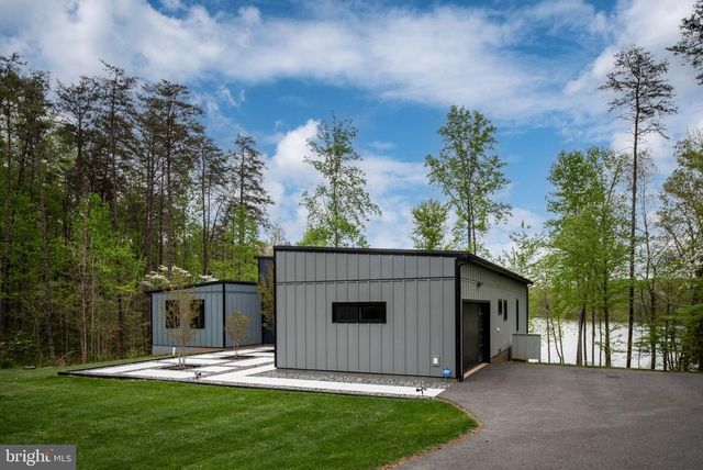 9813 CHESSMANS CT, Fredericksburg, VA 22407