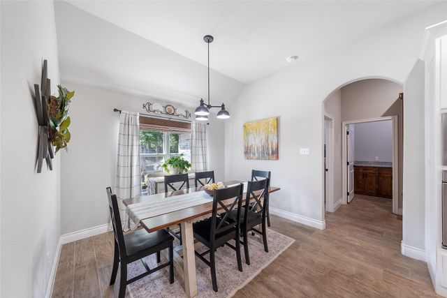 1075 Knoxmiller Court, Weatherford, TX 76088