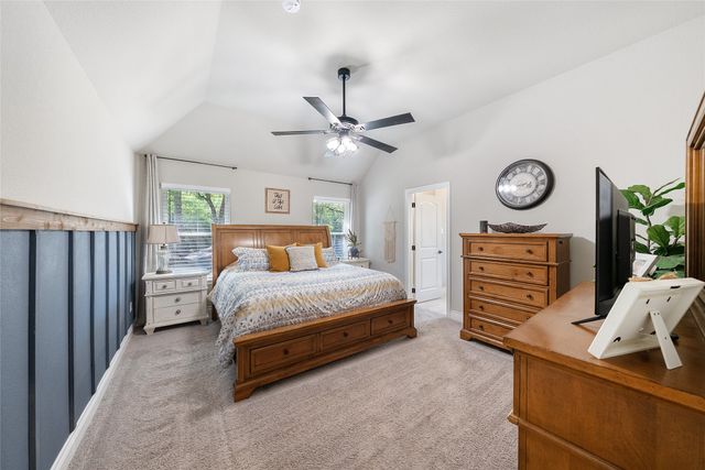 1075 Knoxmiller Court, Weatherford, TX 76088