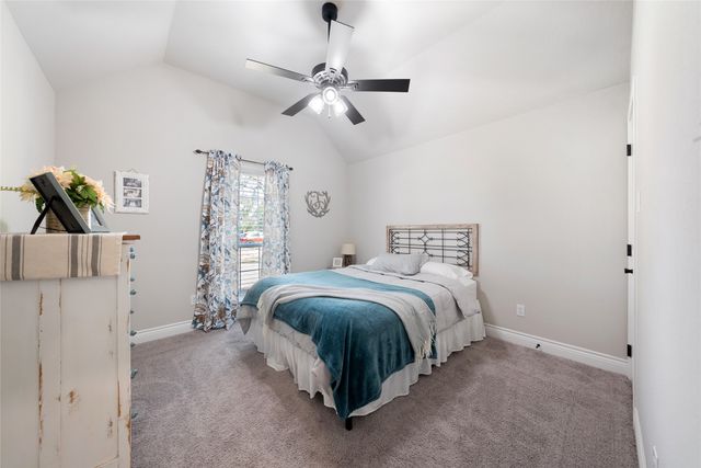 1075 Knoxmiller Court, Weatherford, TX 76088