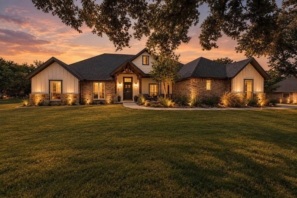 1075 Knoxmiller Court, Weatherford, TX 76088