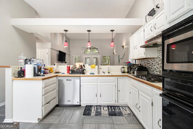 6852 Yorkdale Court, Lithonia, GA 30058