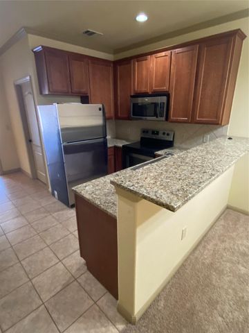 2101 Town Centre DR 1603, Round Rock, TX 78664