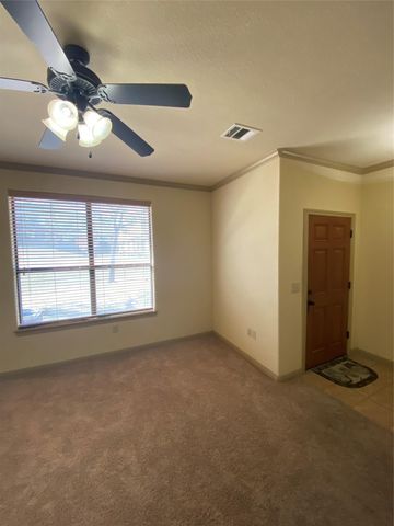 2101 Town Centre DR 1603, Round Rock, TX 78664