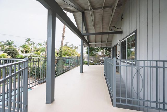 444 Avalon Dr., Vista, CA 92084