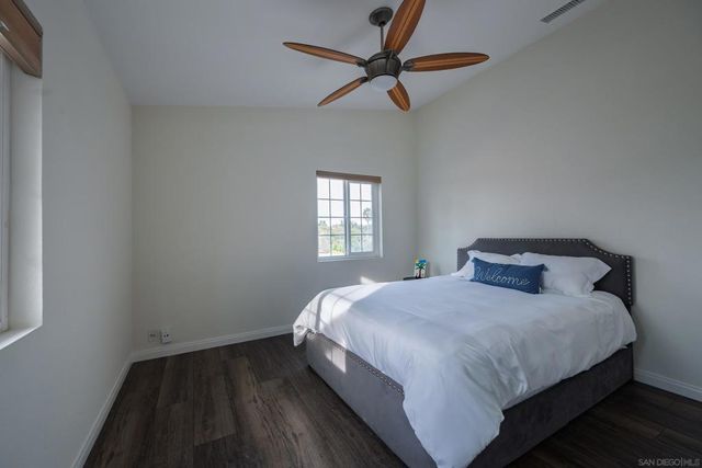 444 Avalon Dr., Vista, CA 92084