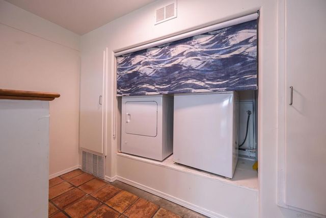 444 Avalon Dr., Vista, CA 92084