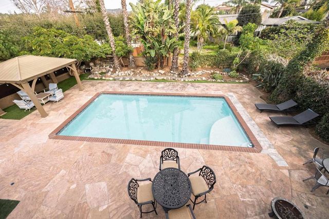 444 Avalon Dr., Vista, CA 92084