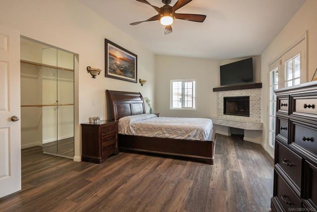 444 Avalon Dr., Vista, CA 92084