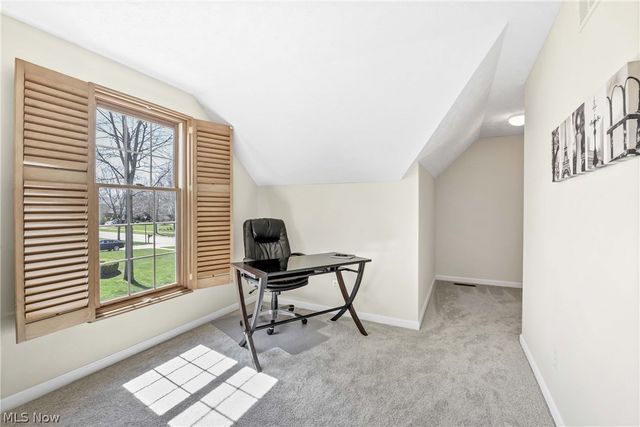 607 Parkside Drive, Avon Lake, OH 44012