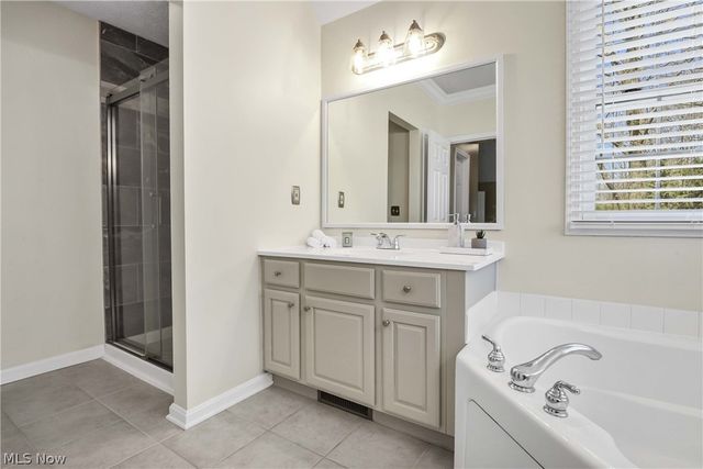 607 Parkside Drive, Avon Lake, OH 44012