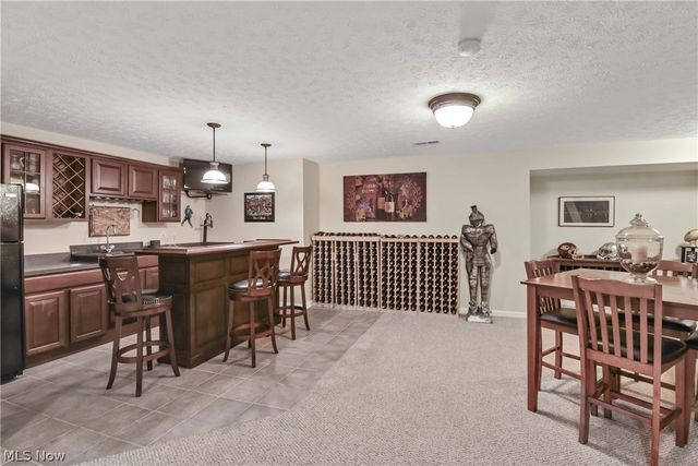 607 Parkside Drive, Avon Lake, OH 44012