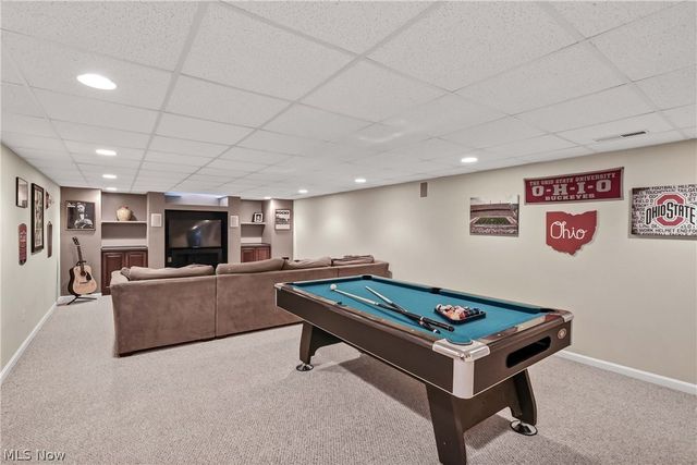 607 Parkside Drive, Avon Lake, OH 44012