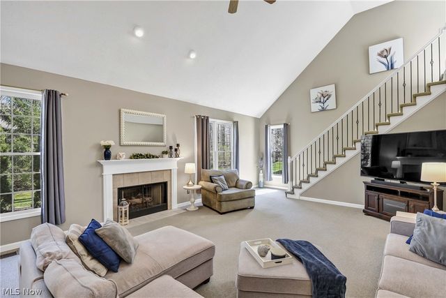 607 Parkside Drive, Avon Lake, OH 44012
