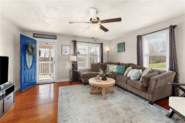 1242 Saxonburg Blvd, West Deer, PA 15084