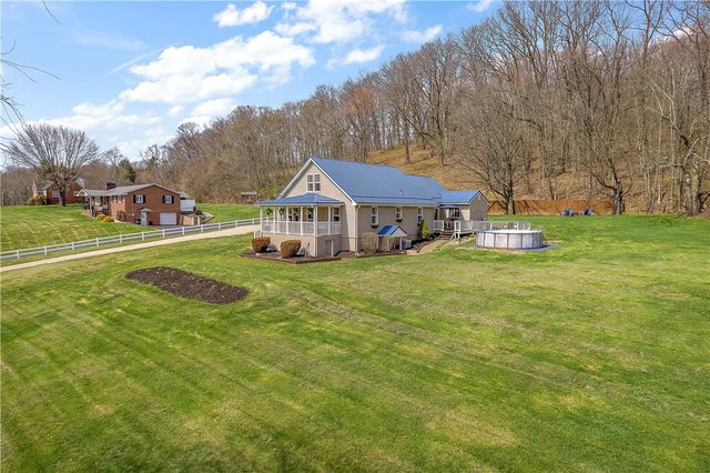 1242 Saxonburg Blvd, West Deer, PA 15084