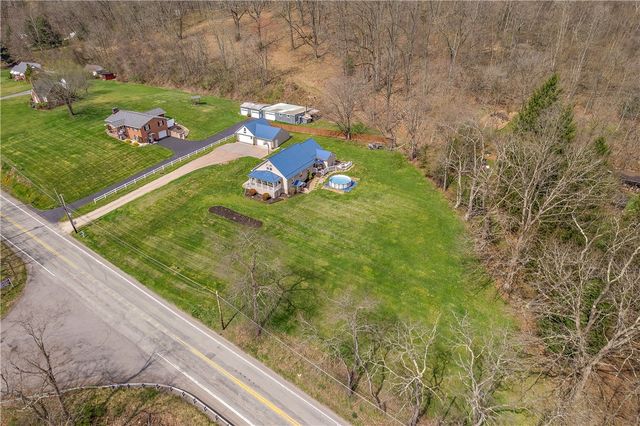 1242 Saxonburg Blvd, West Deer, PA 15084