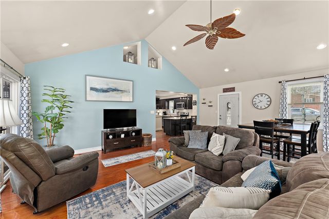 1242 Saxonburg Blvd, West Deer, PA 15084