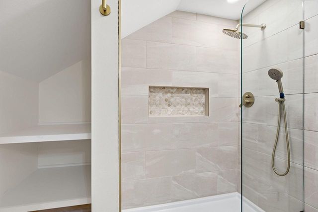 3923 E Morris AVENUE, Cudahy, WI 53110