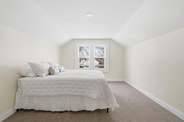 3923 E Morris AVENUE, Cudahy, WI 53110