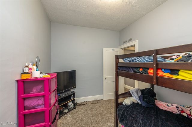 10105 russell Avenue, Garfield Heights, OH 44125