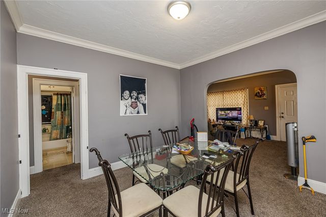 10105 russell Avenue, Garfield Heights, OH 44125