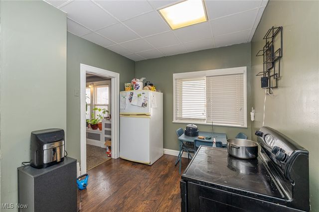 10105 russell Avenue, Garfield Heights, OH 44125