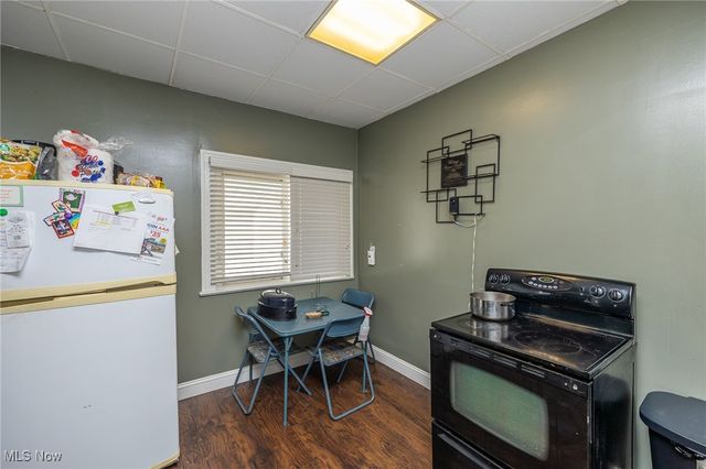 10105 russell Avenue, Garfield Heights, OH 44125