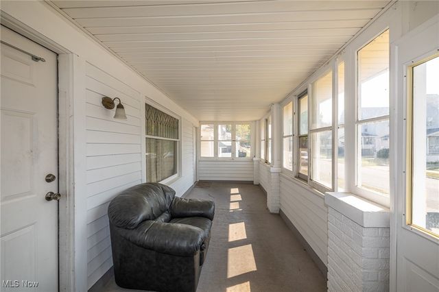 10105 russell Avenue, Garfield Heights, OH 44125