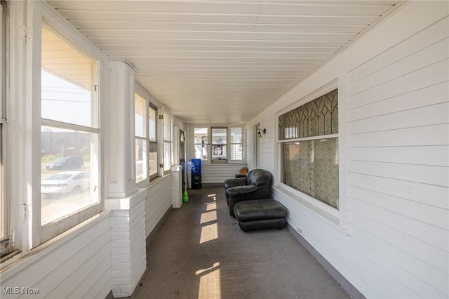 10105 russell Avenue, Garfield Heights, OH 44125