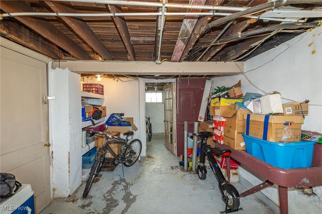 10105 russell Avenue, Garfield Heights, OH 44125