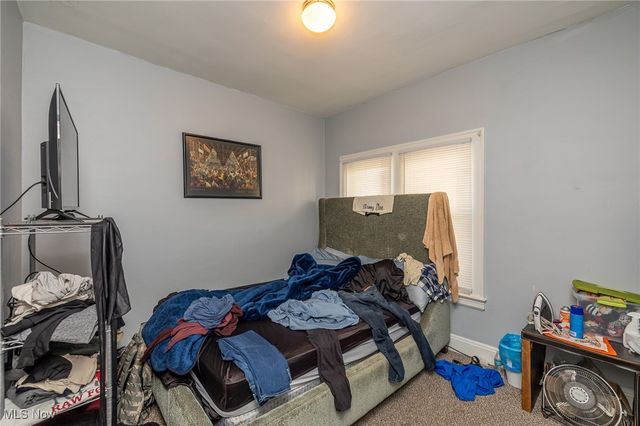 10105 russell Avenue, Garfield Heights, OH 44125