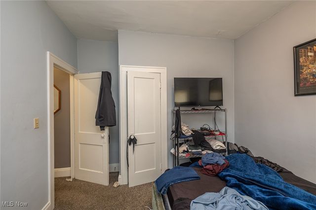 10105 russell Avenue, Garfield Heights, OH 44125